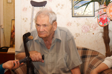 99-річний новодністровець Федір Харлампієвич Моргуненко,