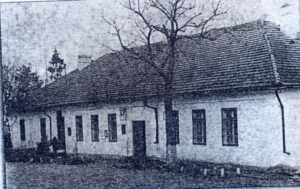 Школа імені С. Конарського в с. Ягільниця, в якій навчалася сестра Степана Бендери Володимира